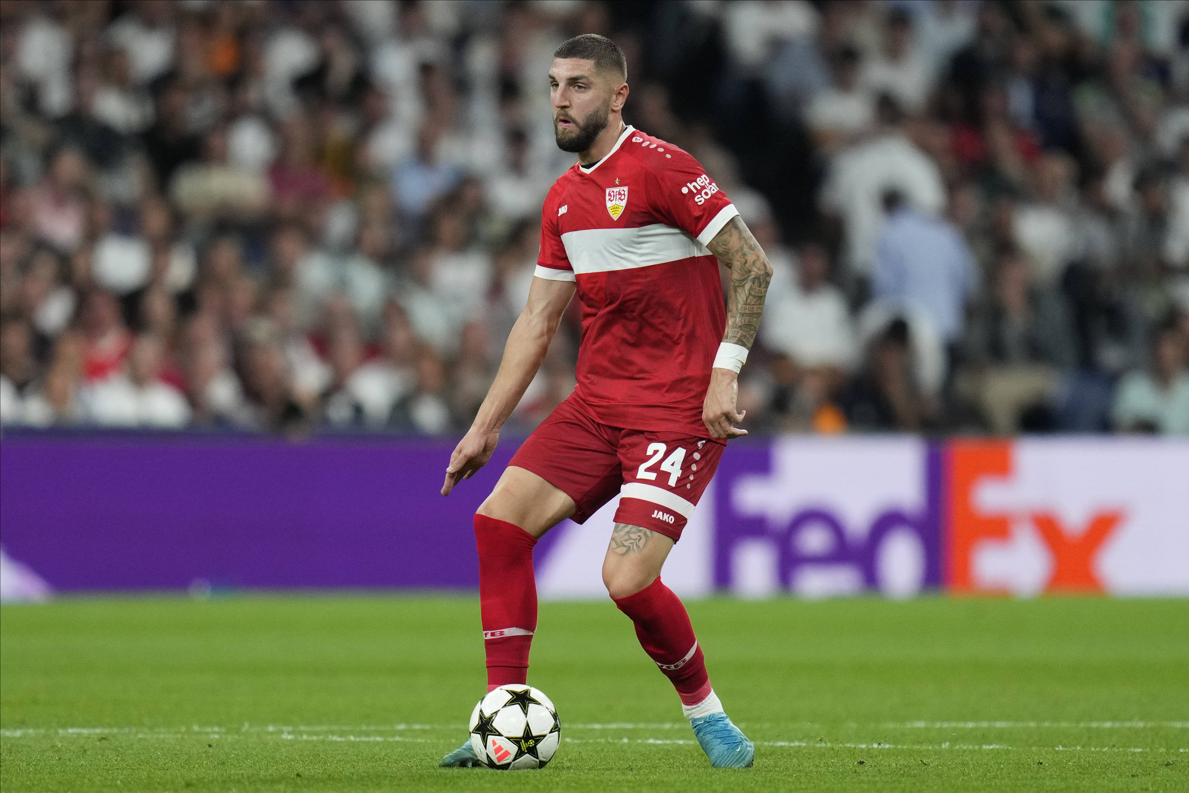 斯图加特球员誓言全力以赴，争取联赛胜利的简单介绍