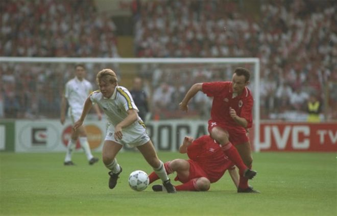 乌克兰队备战瑞典,前锋争取进球 乌克兰队备战瑞典,前锋争取进球