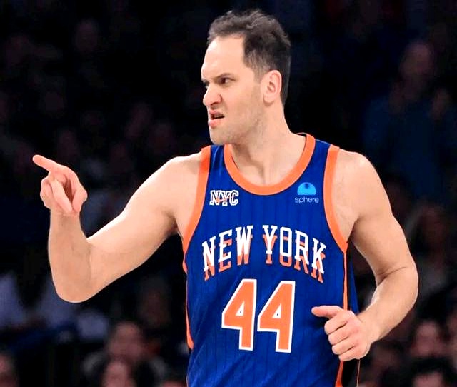 篮网前锋肩伤恢复进展良好,或很快回归赛场的简单介绍 篮网前锋肩伤恢复进展良好,或很快回归赛场的简单介绍