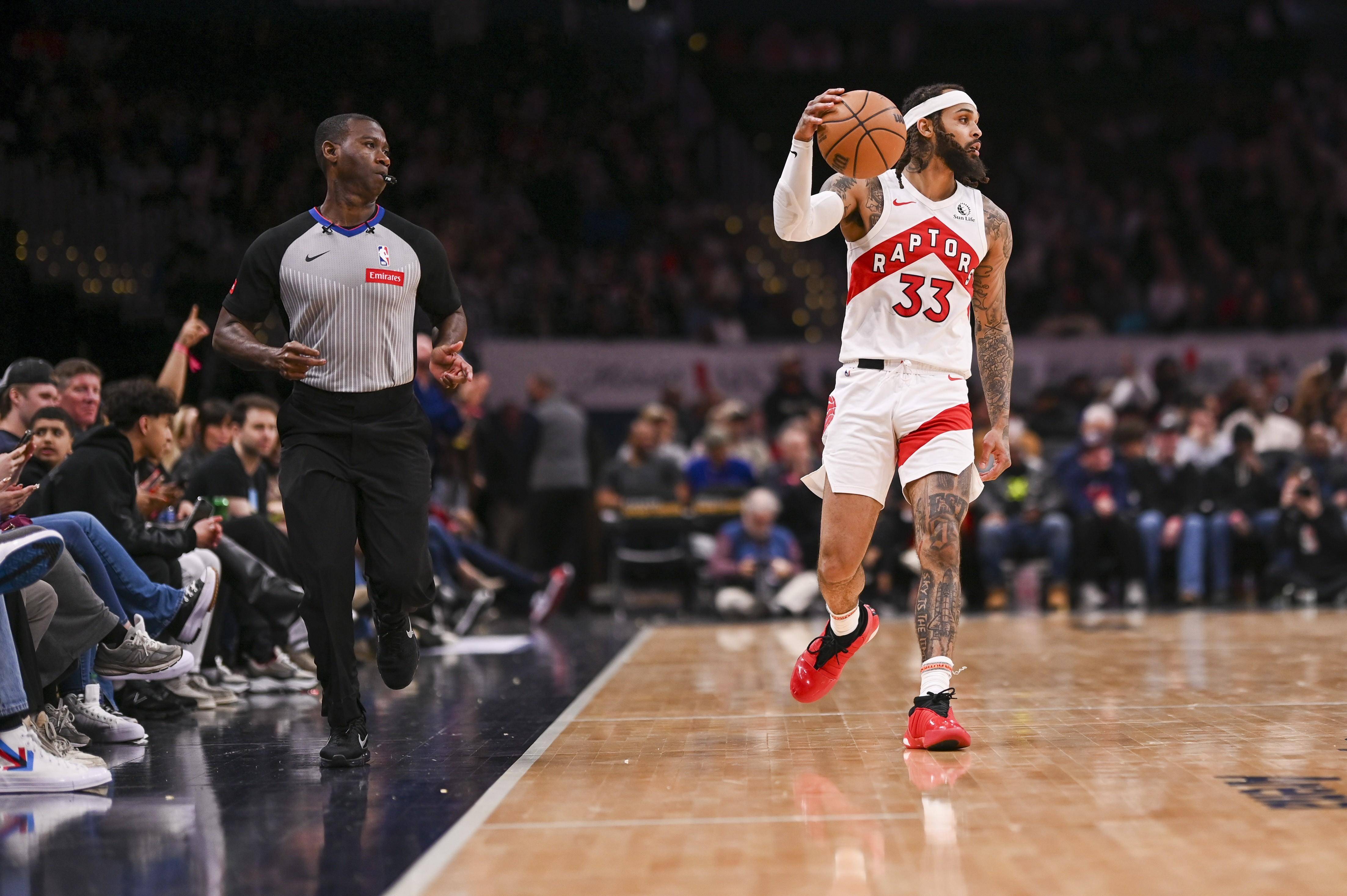 雄鹿小胜开拓者,晋级半决赛 雄鹿小胜开拓者,晋级半决赛