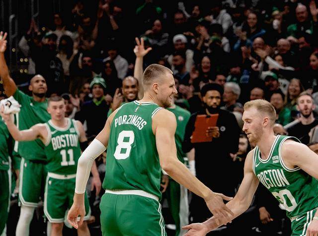 包含凯尔特人队团结一心备战重要比赛的词条 包含凯尔特人队团结一心备战重要比赛的词条