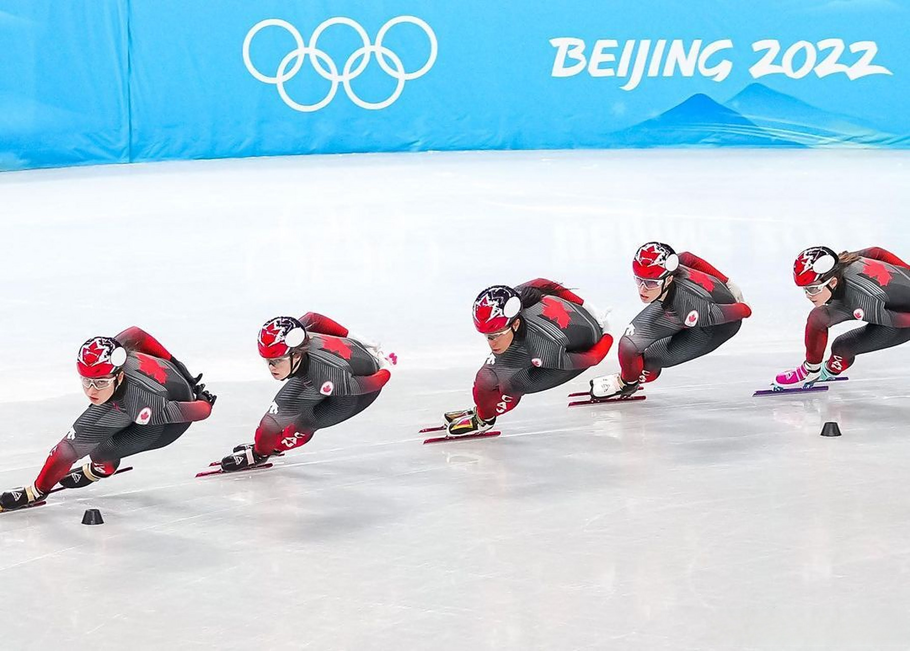 加拿大名将赛场亮相，备战决赛