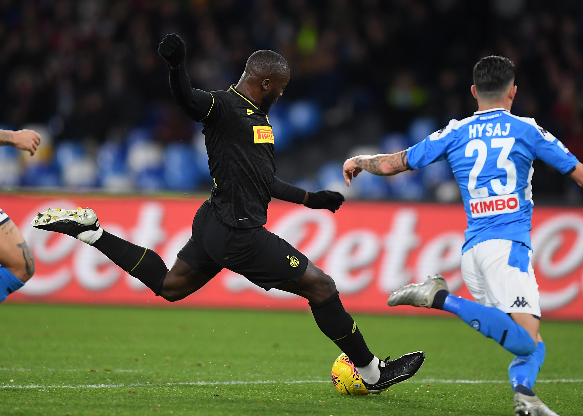 罗马主场力克那不勒斯,稳住前四位置 罗马主场力克那不勒斯,稳住前四位置