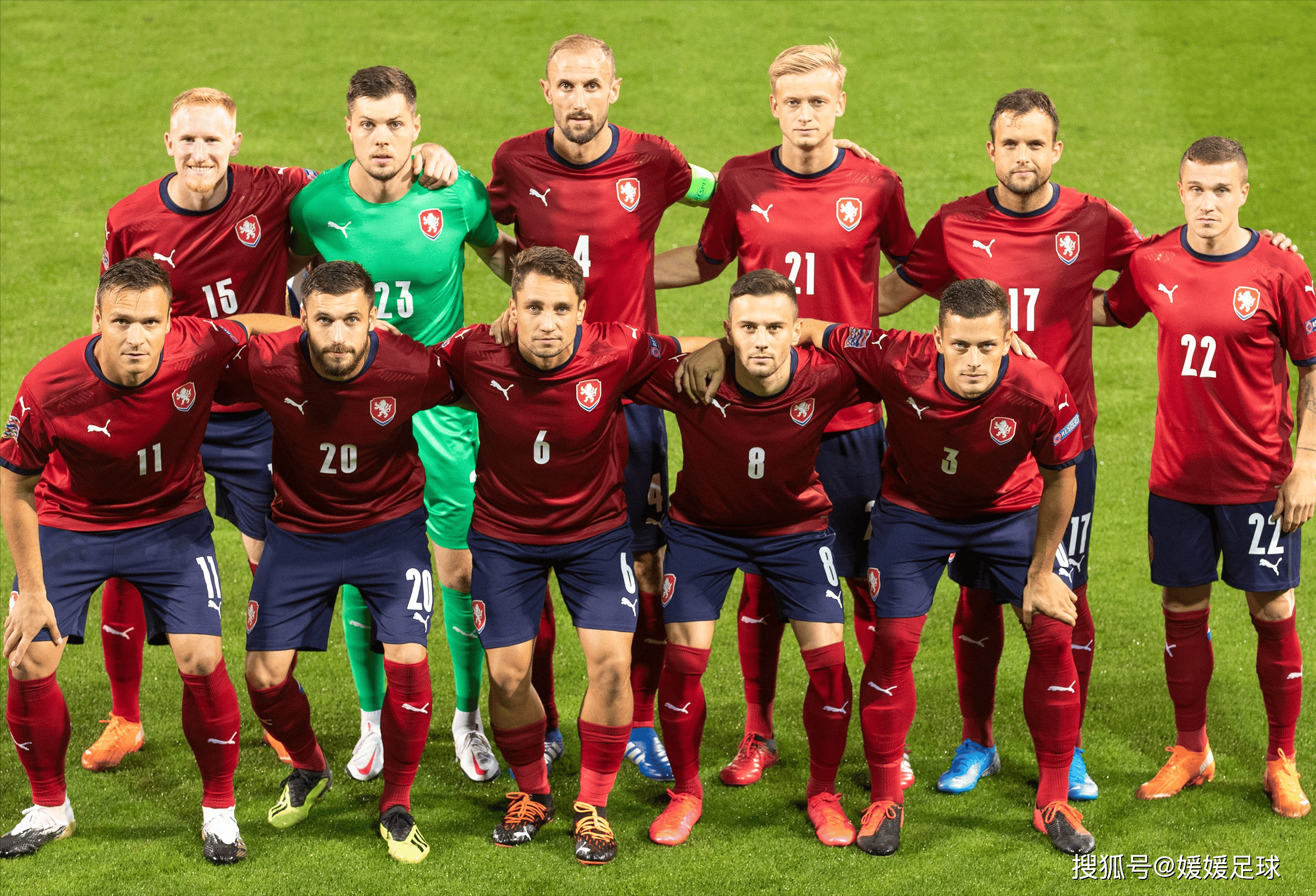 包含冰岛队在对阵罗马尼亚队中获得胜利,稳居次席的词条 包含冰岛队在对阵罗马尼亚队中获得胜利,稳居次席的词条