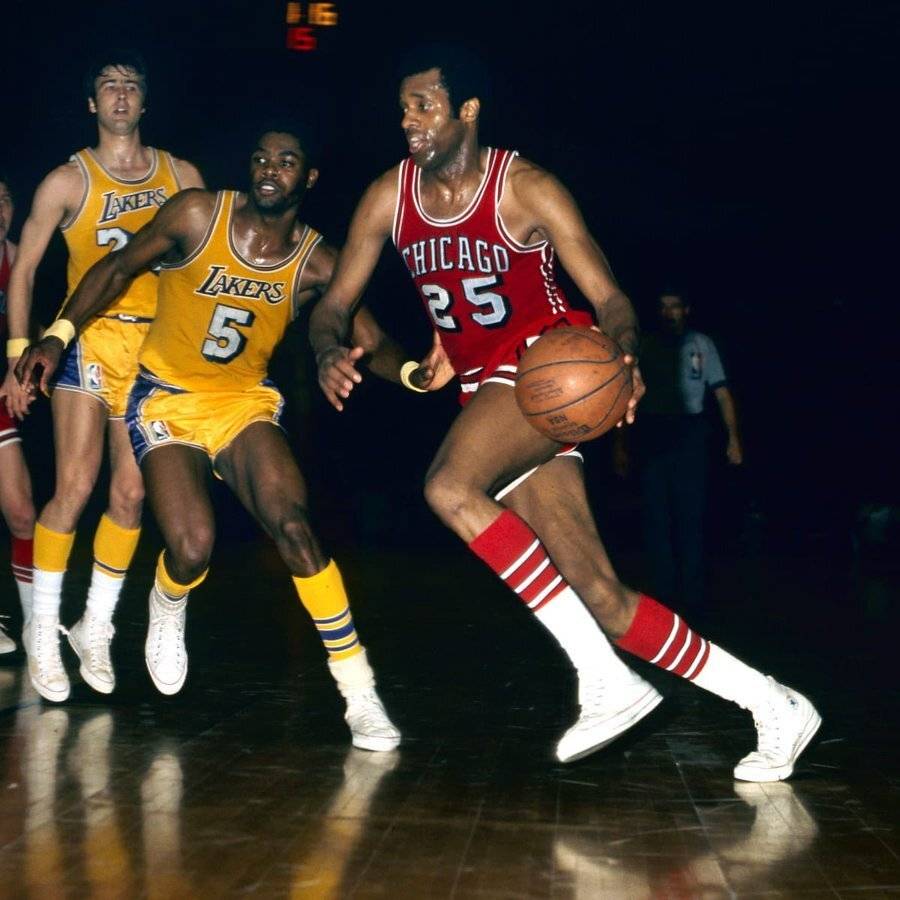 篮球全明星阵容揭晓，强队目标拼夺桂冠