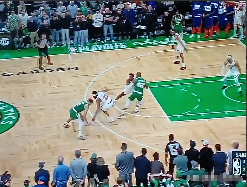 凯尔特人主场大胜尼克斯 凯尔特人主场大胜尼克斯