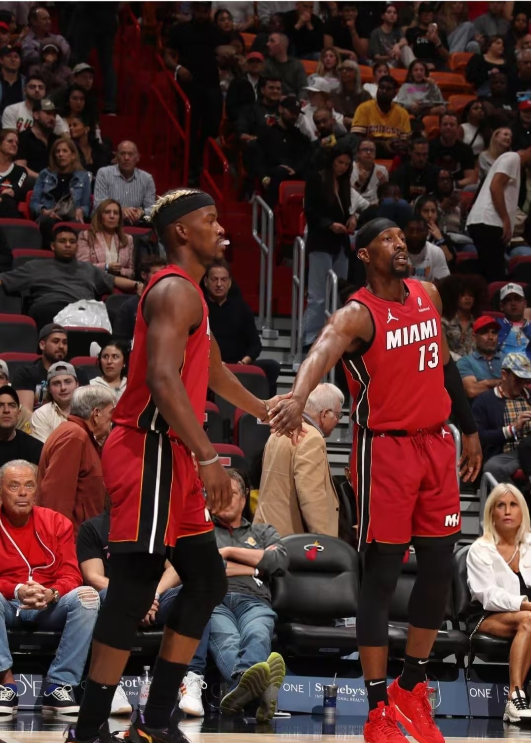 热火大胜开拓者,再添一胜 热火大胜开拓者,再添一胜