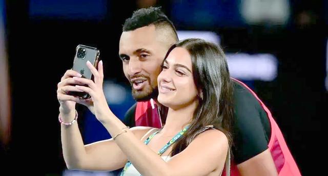 欧洲网球队血洗西班牙网球队,克耶高斯制霸全场的简单介绍 欧洲网球队血洗西班牙网球队,克耶高斯制霸全场的简单介绍