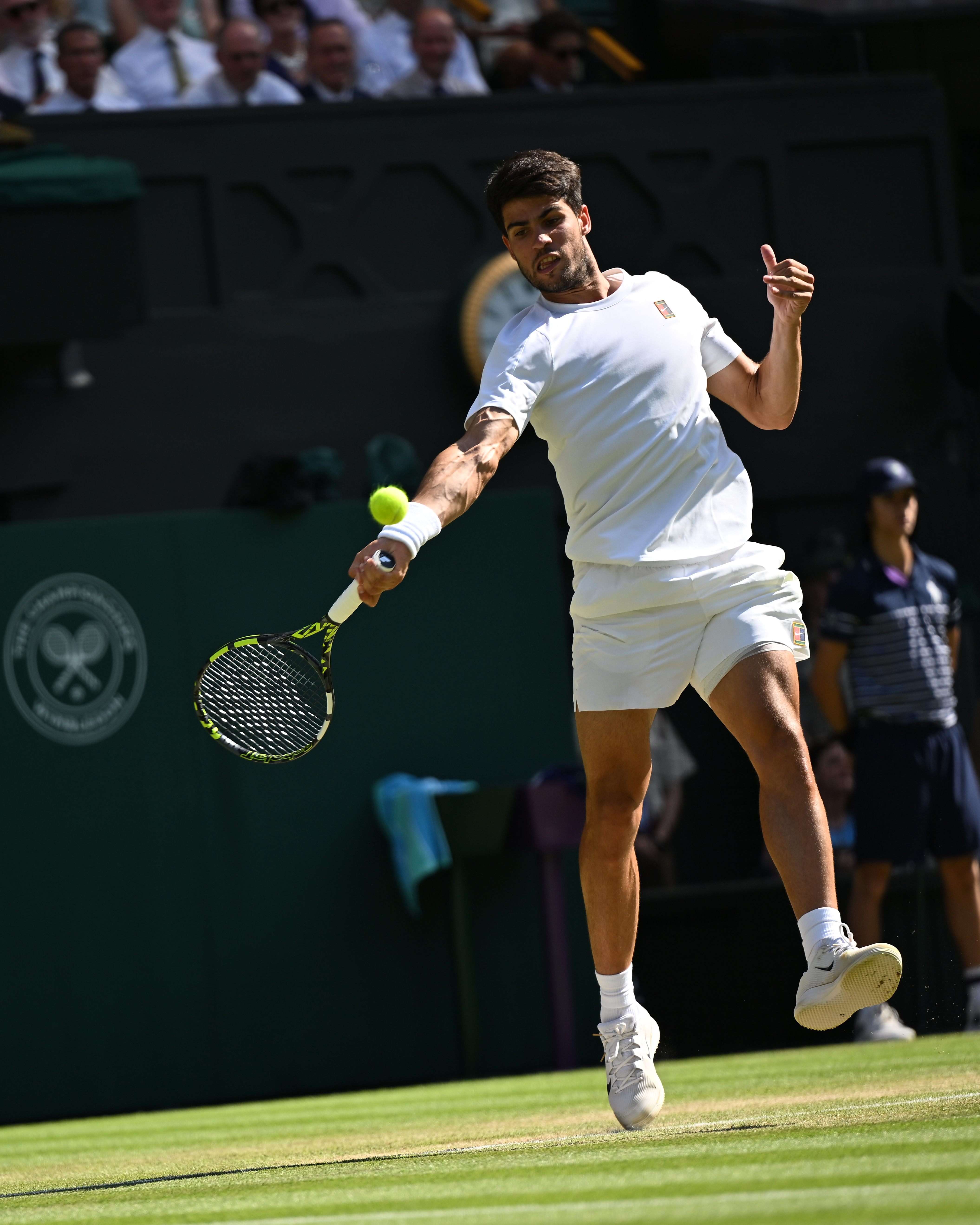 世俱杯直播-美网轻取ATP总决赛，阿尔卡拉斯点燃赛场