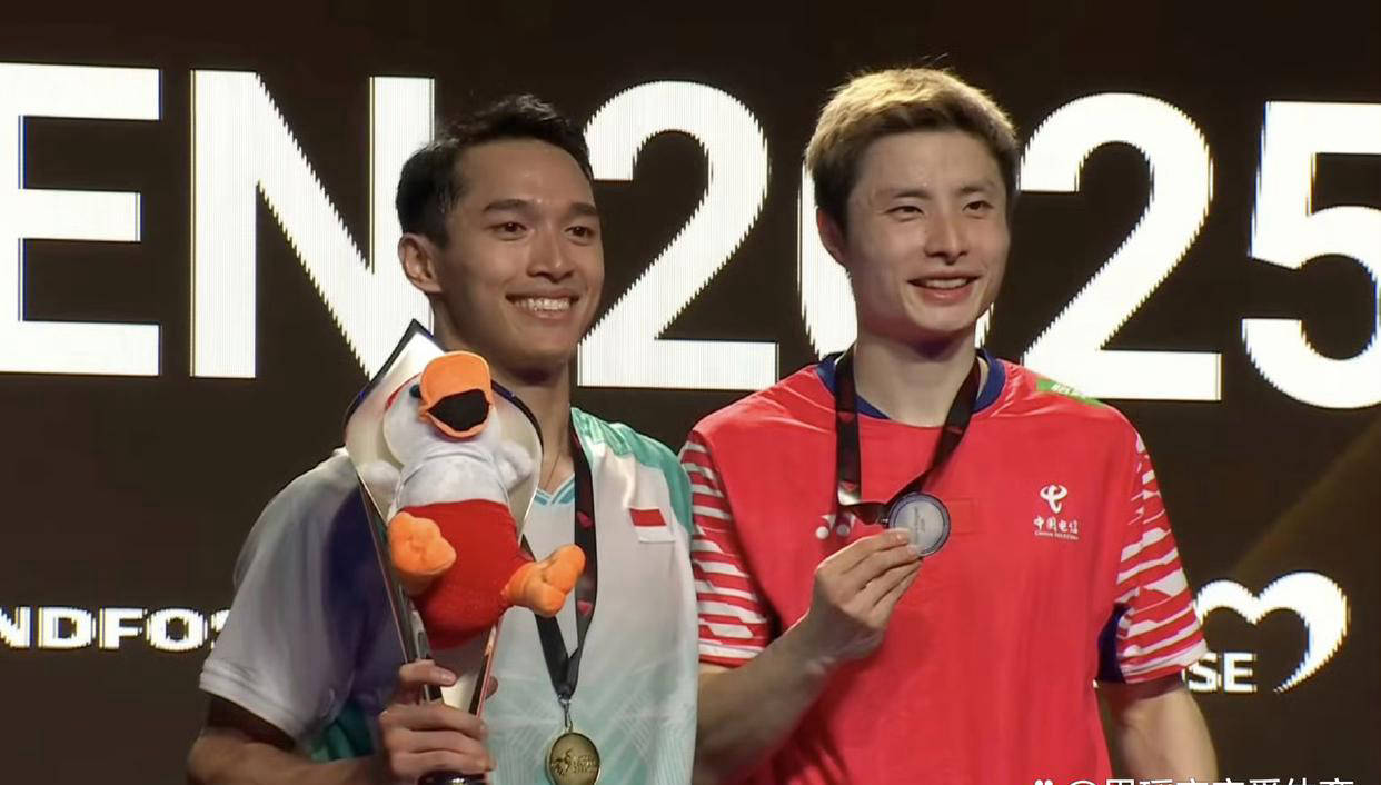 法国队险胜德国队,石宇奇扛起全队 法国队险胜德国队,石宇奇扛起全队