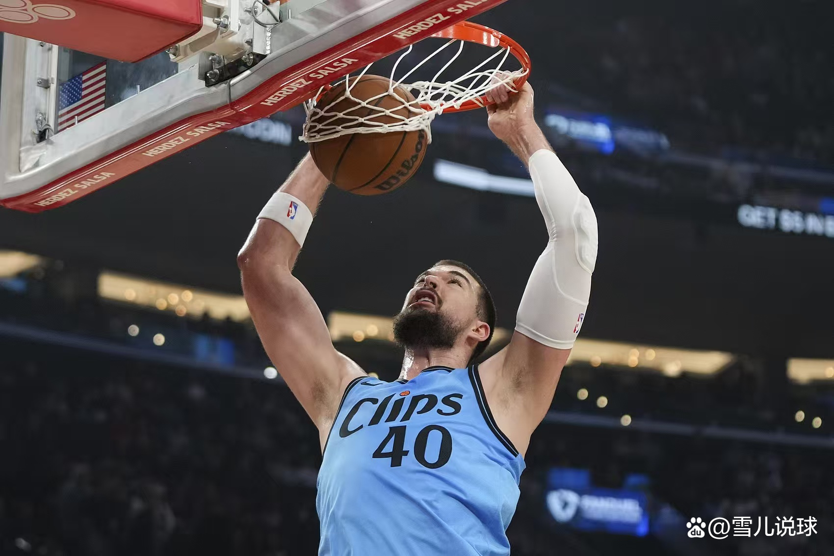 世俱杯分组-凯尔特人翻盘雄鹿，杜兰特带队取胜