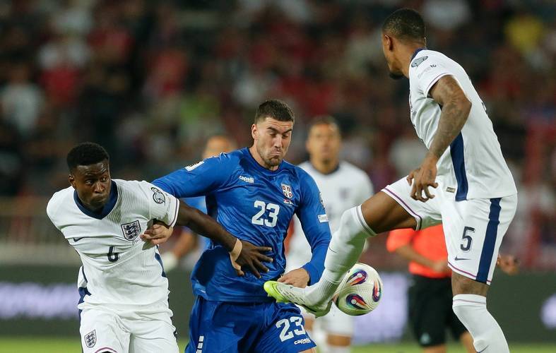 英格兰队取得关键胜利，稳固欧预赛领先优势