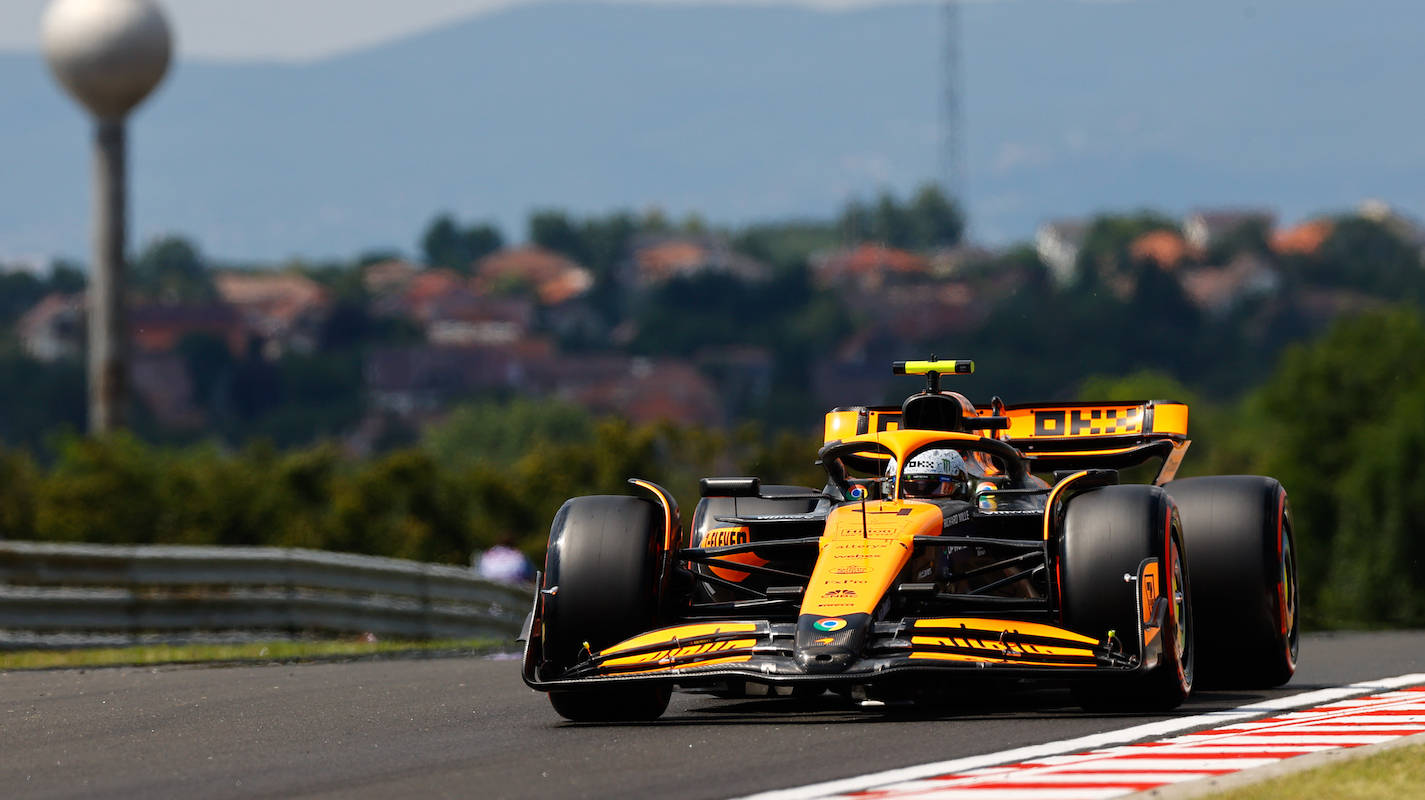 阿斯顿马丁完胜威廉姆斯，拉塞尔惊艳四座