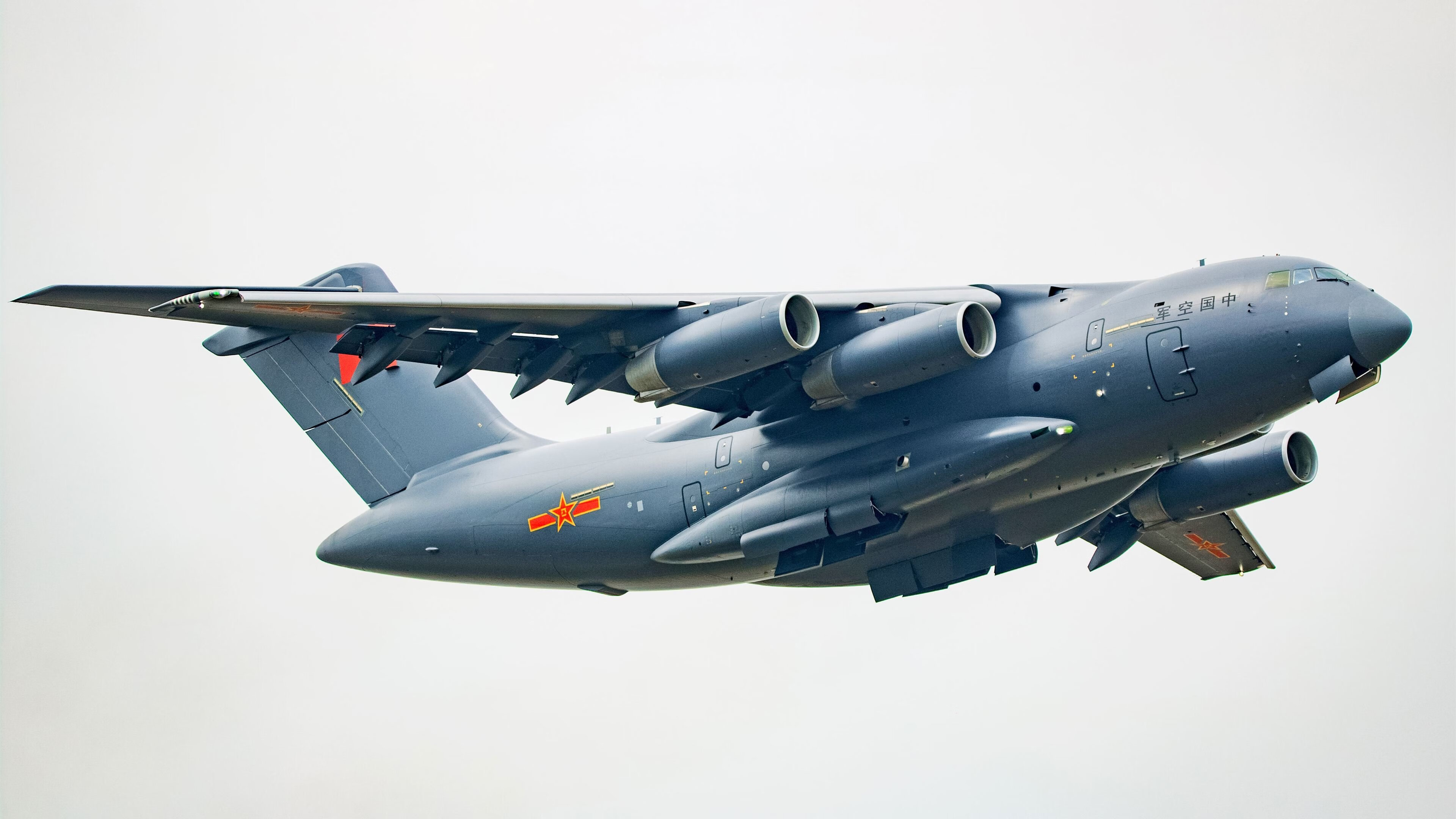 霍勒迪,当聚光灯点亮,他便是舞台之王