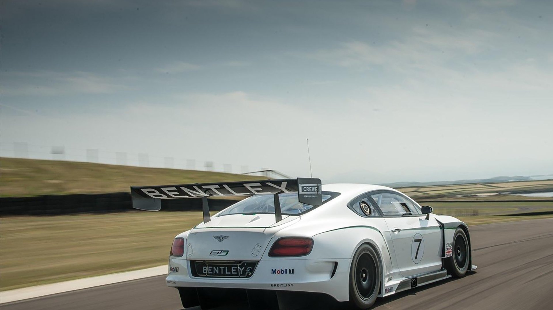 时空赛场的共振，当药厂决战中东，亚洲之星闪耀NBA