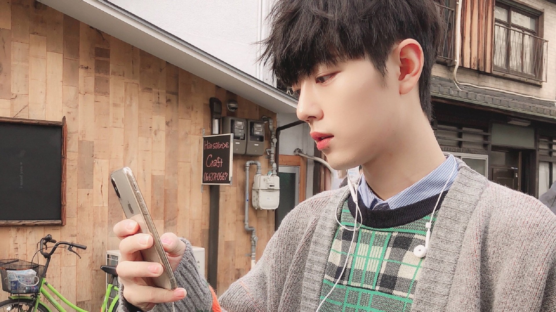 希腊强势拿下几内亚，楚阿梅尼成为关键先生，一粒进球背后的地缘政治隐喻