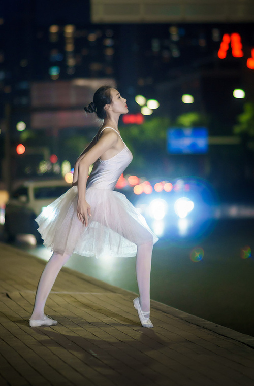 塔图姆降维39分难救主，广东末节风暴掀翻辽宁