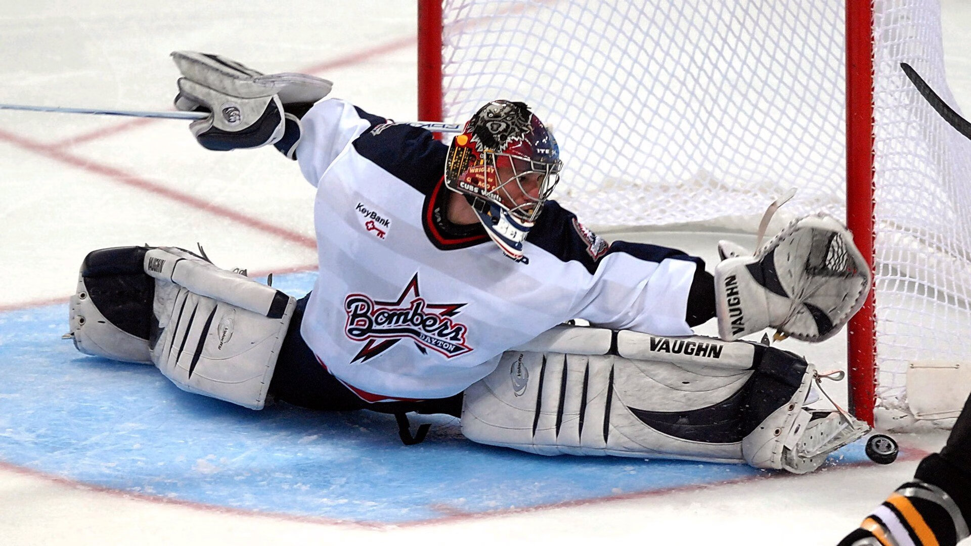 世俱杯赛程-绝境之光，布鲁诺压力下的爆发引领马里险胜伊朗