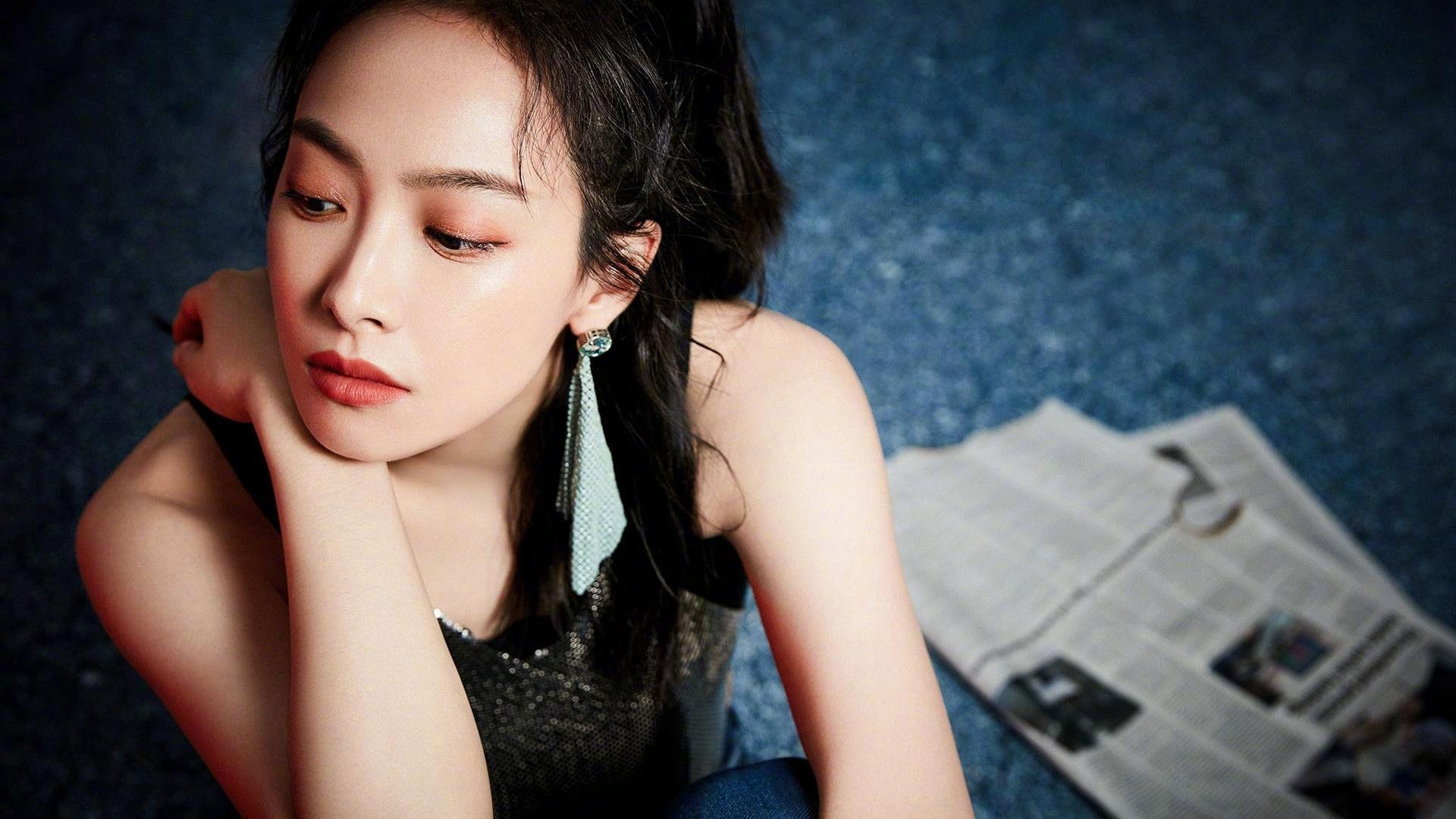 世俱杯-南非之巅，西甲国家德比焦点战中佛罗伦萨的跨界辉煌