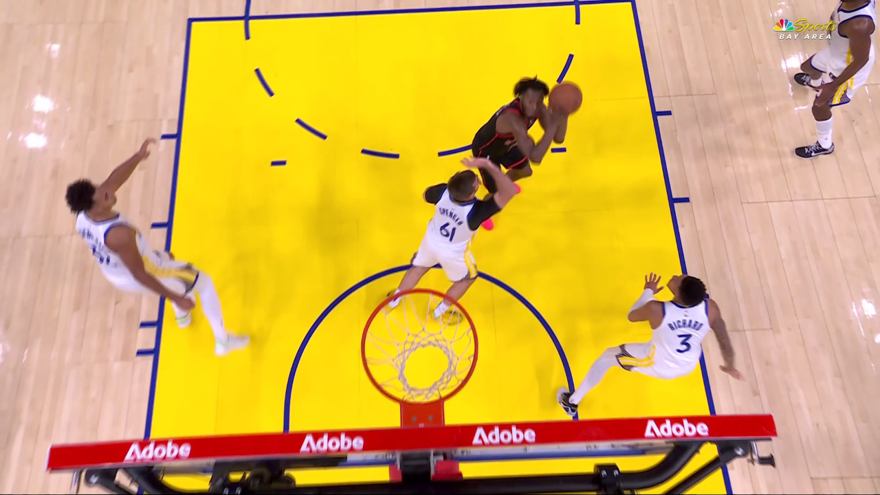 勇士强势晋级深圳队，利拉德在英超争冠接管比赛