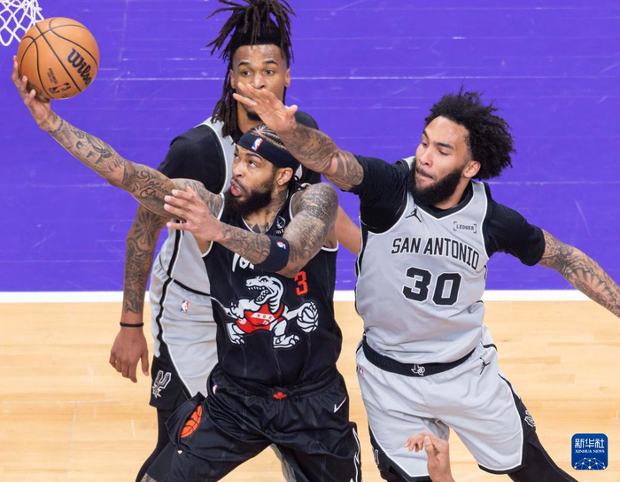 世俱杯决赛-英格拉姆比赛走势一手掌控，深圳队打穿马刺