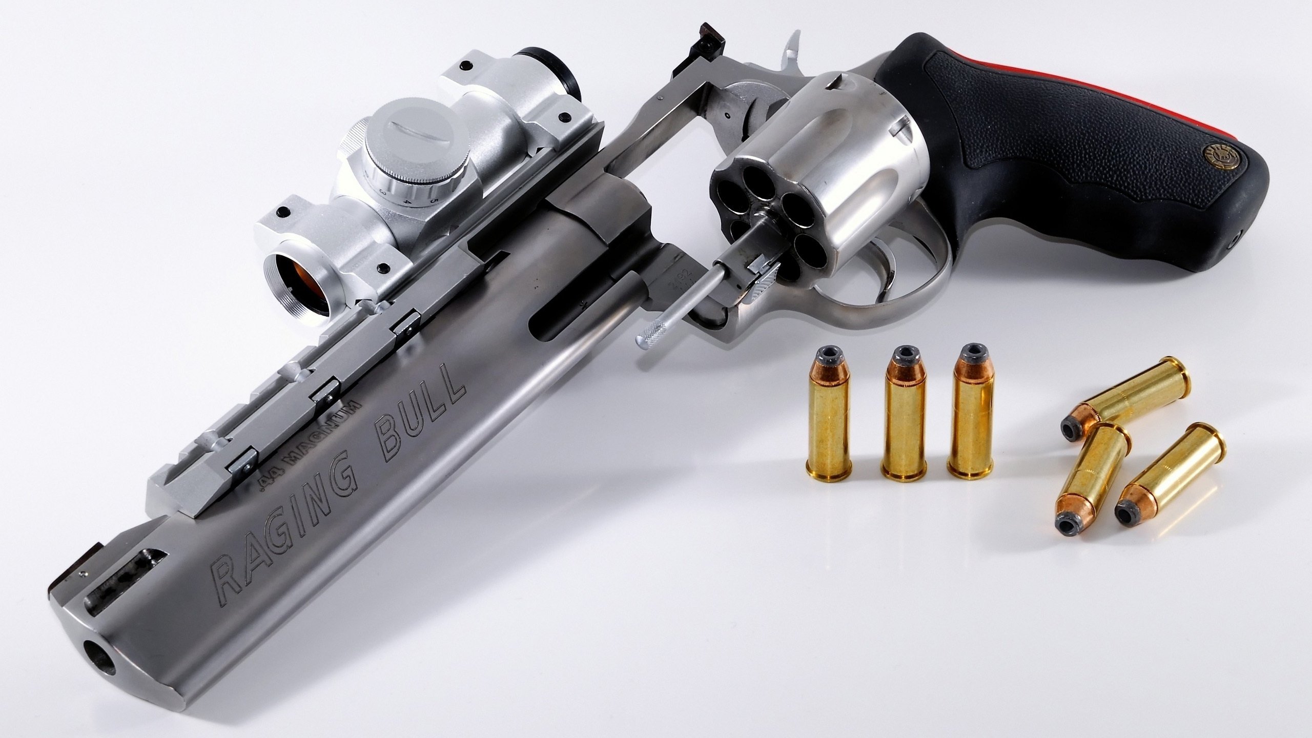 火力全开！拜仁压制雷恩，阿圭罗独木难支