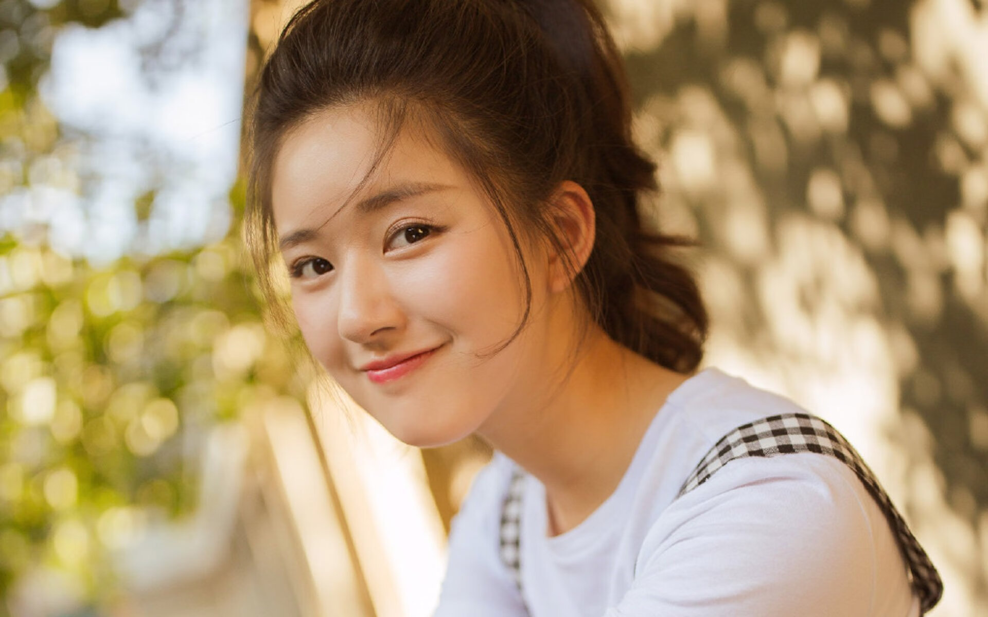 节拍器与铁幕，卡马文加的艺术与比利时的机器